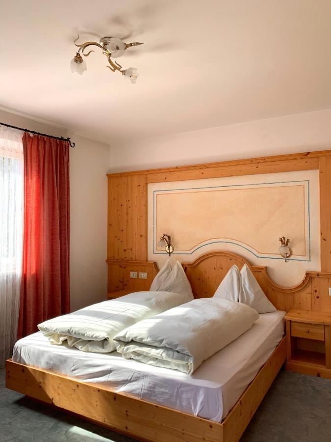 파르치네스 Garni Rika B&B 외부 사진